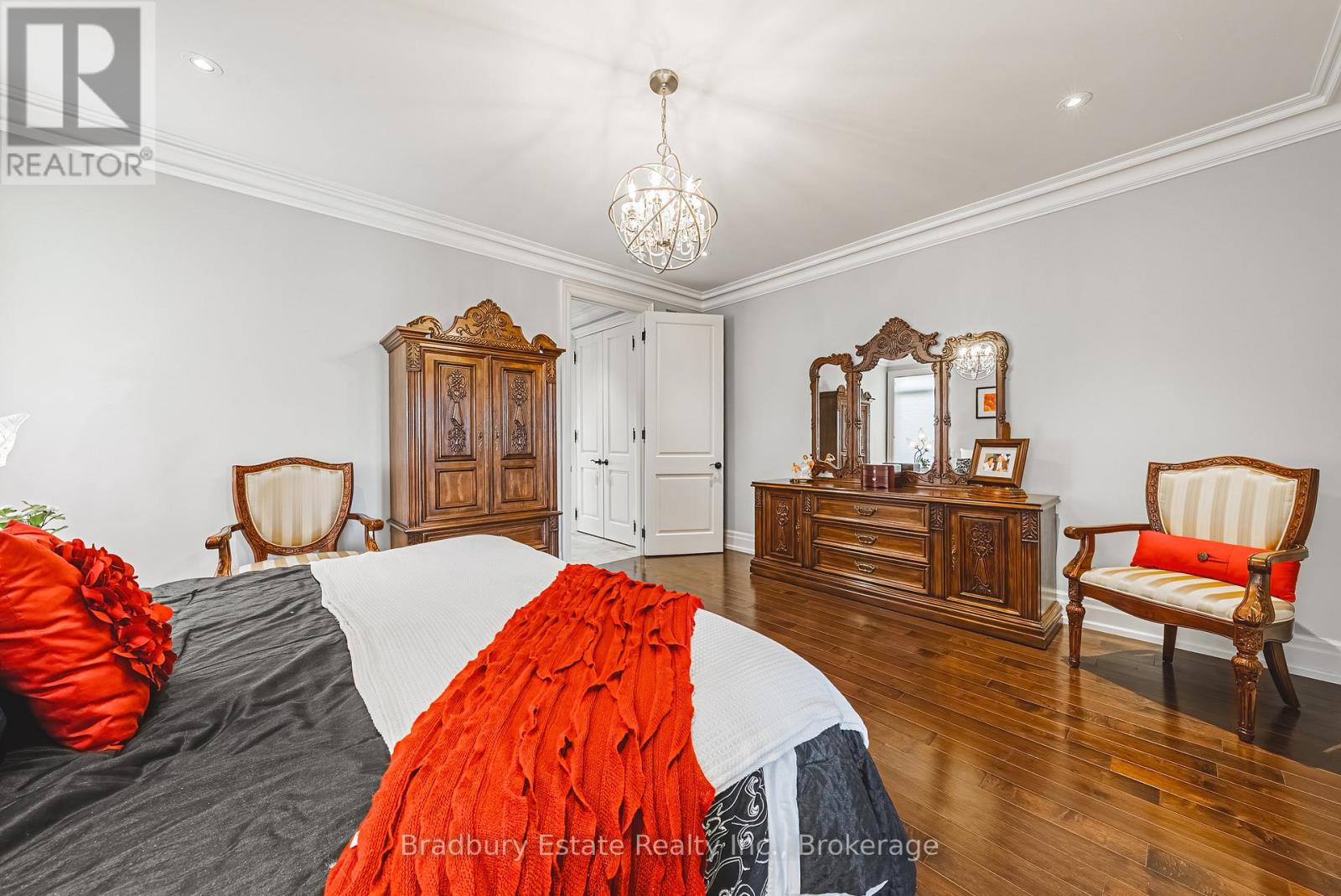221 GLOVER ROAD - Image 21