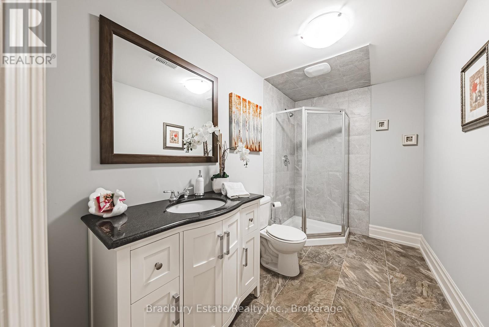 221 GLOVER ROAD - Image 38
