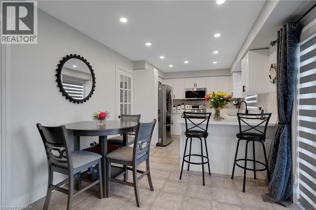 47 DRINKWATER Drive, Cambridge, Ontario, N1P1E4 — Photo 11