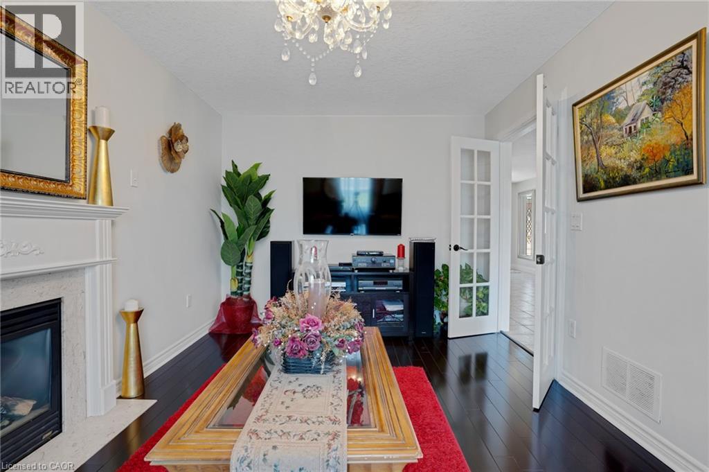 47 DRINKWATER Drive, Cambridge, Ontario, N1P1E4 — Photo 15