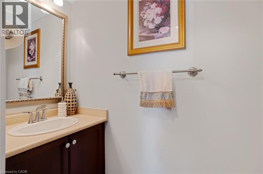 47 DRINKWATER Drive, Cambridge, Ontario, N1P1E4 — Photo 16