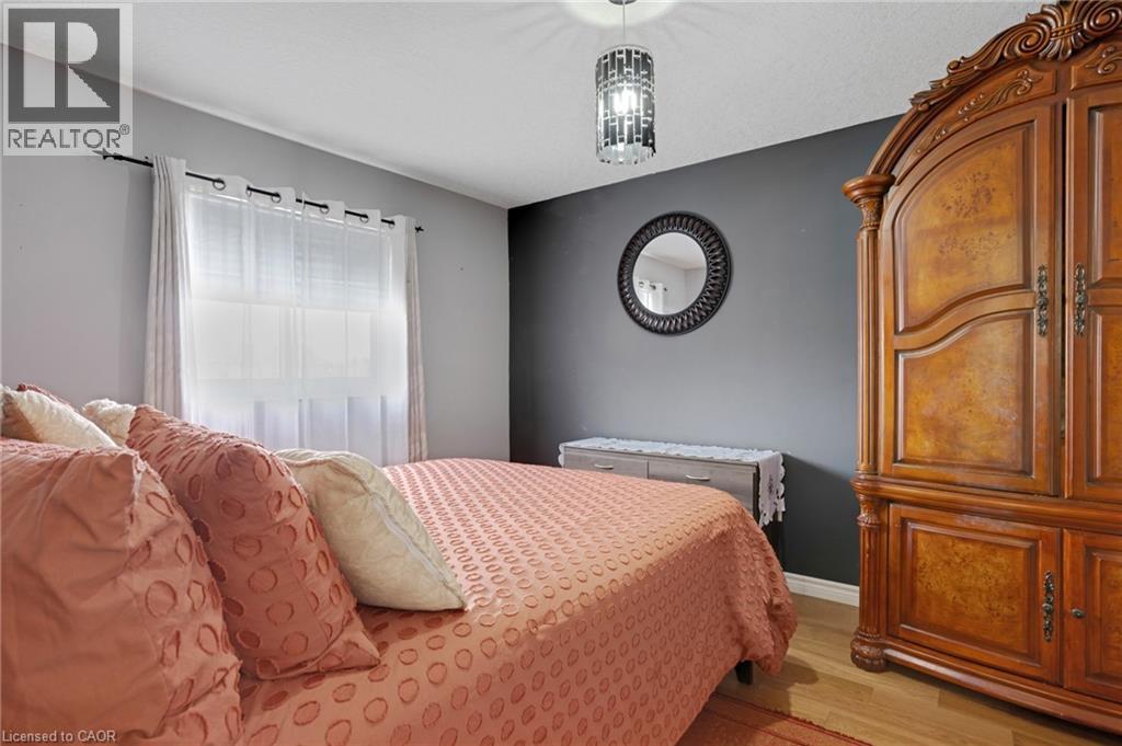 47 DRINKWATER Drive - 23