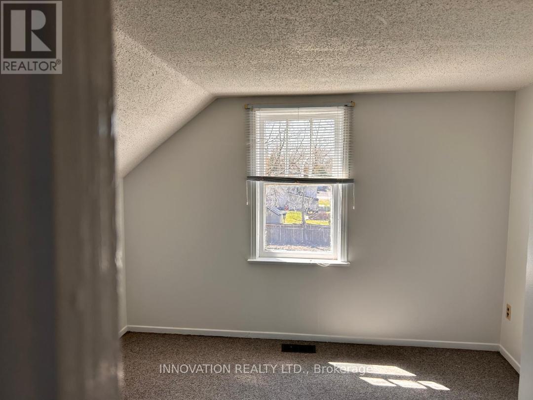 1146 GABRIEL STREET - 16