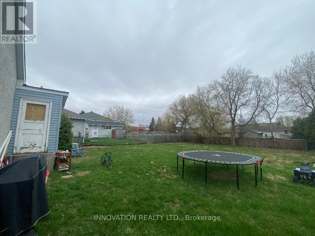 1146 GABRIEL STREET - 4