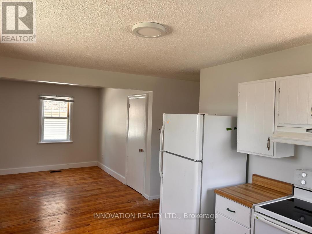 1146 GABRIEL STREET - 10