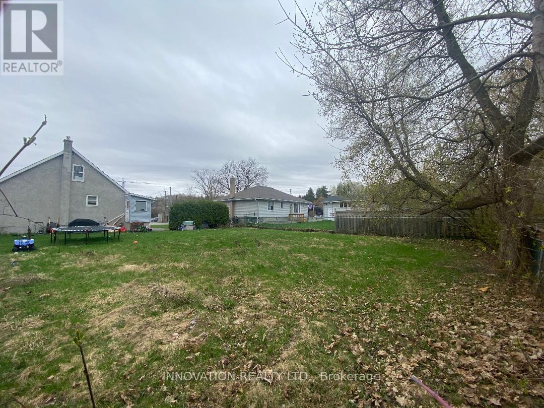 1146 GABRIEL STREET - 7