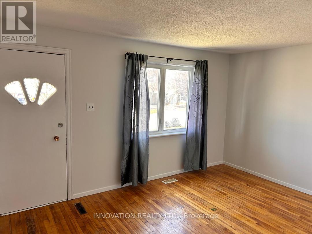 1146 GABRIEL STREET - 8