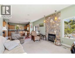 Entrance - 3533 Sunheights Dr, Langford, BC V9C4J8 Photo 17