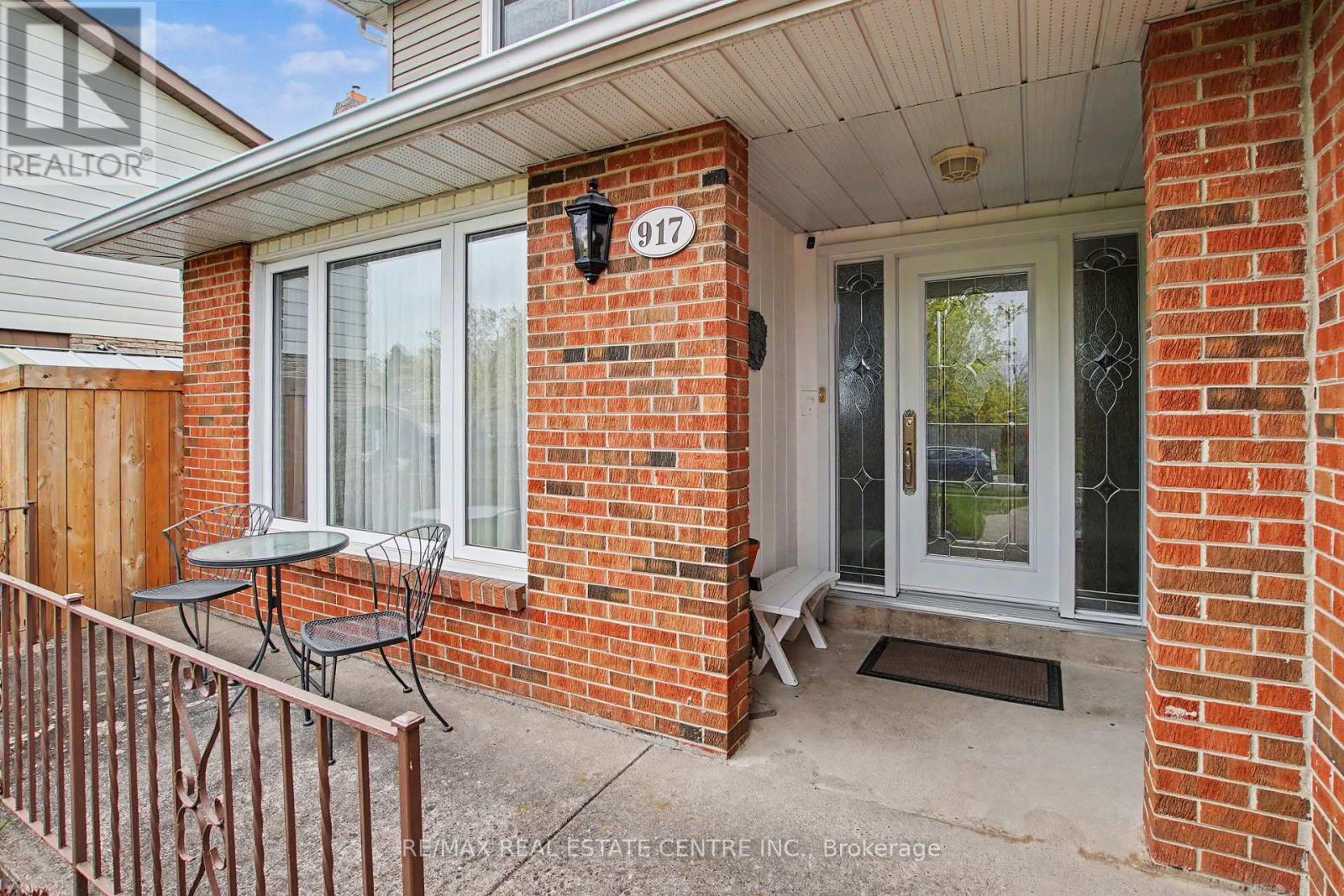 917 MAPLE AVENUE - 2