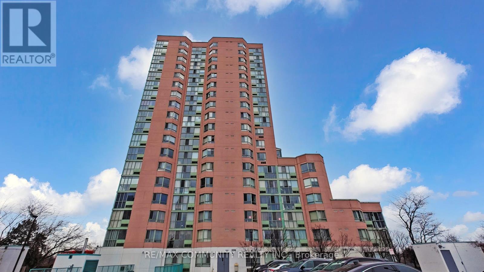 Listing photo of 707 - 41 MARKBROOK LANE