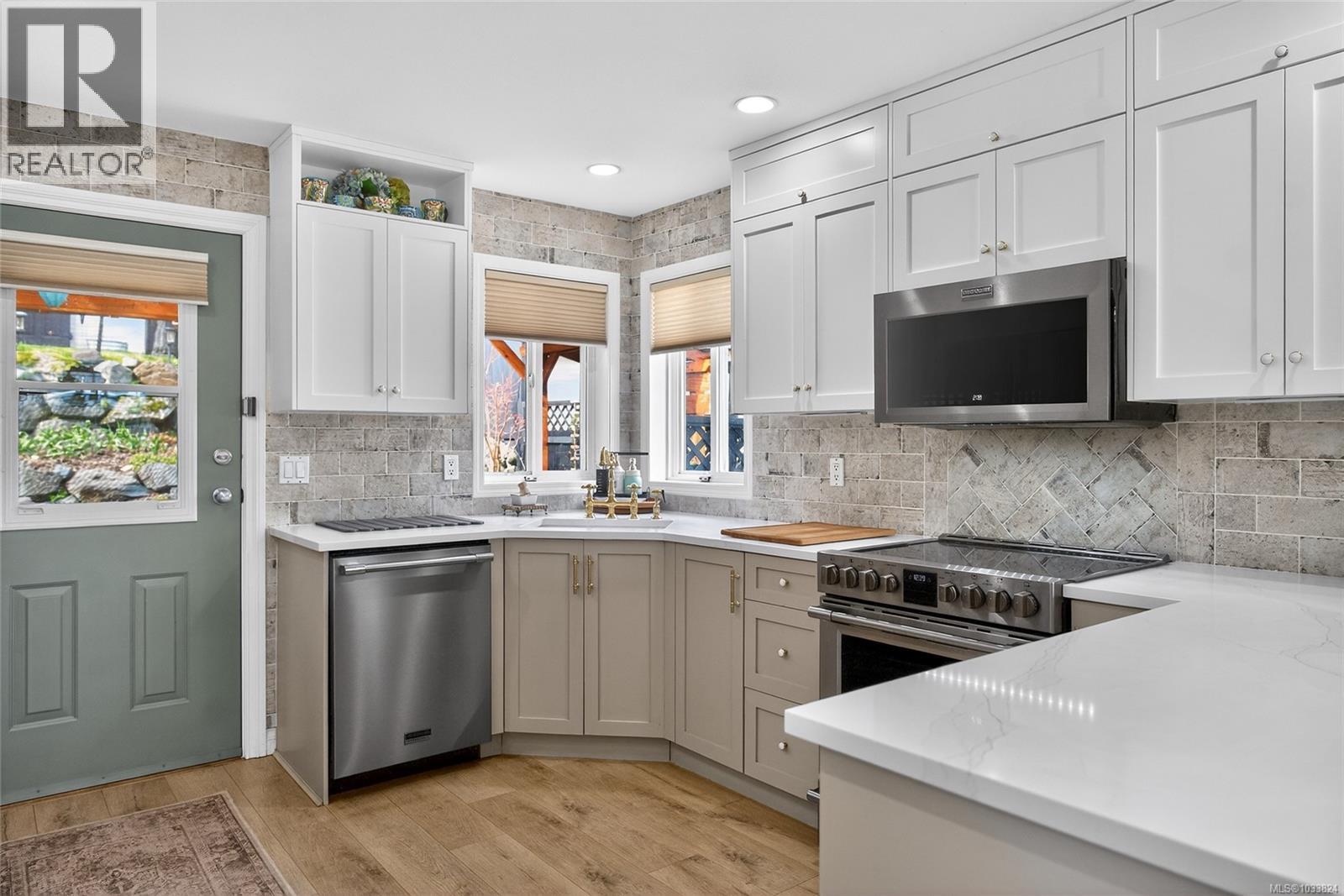 6162 Sayward Rd - Image 3