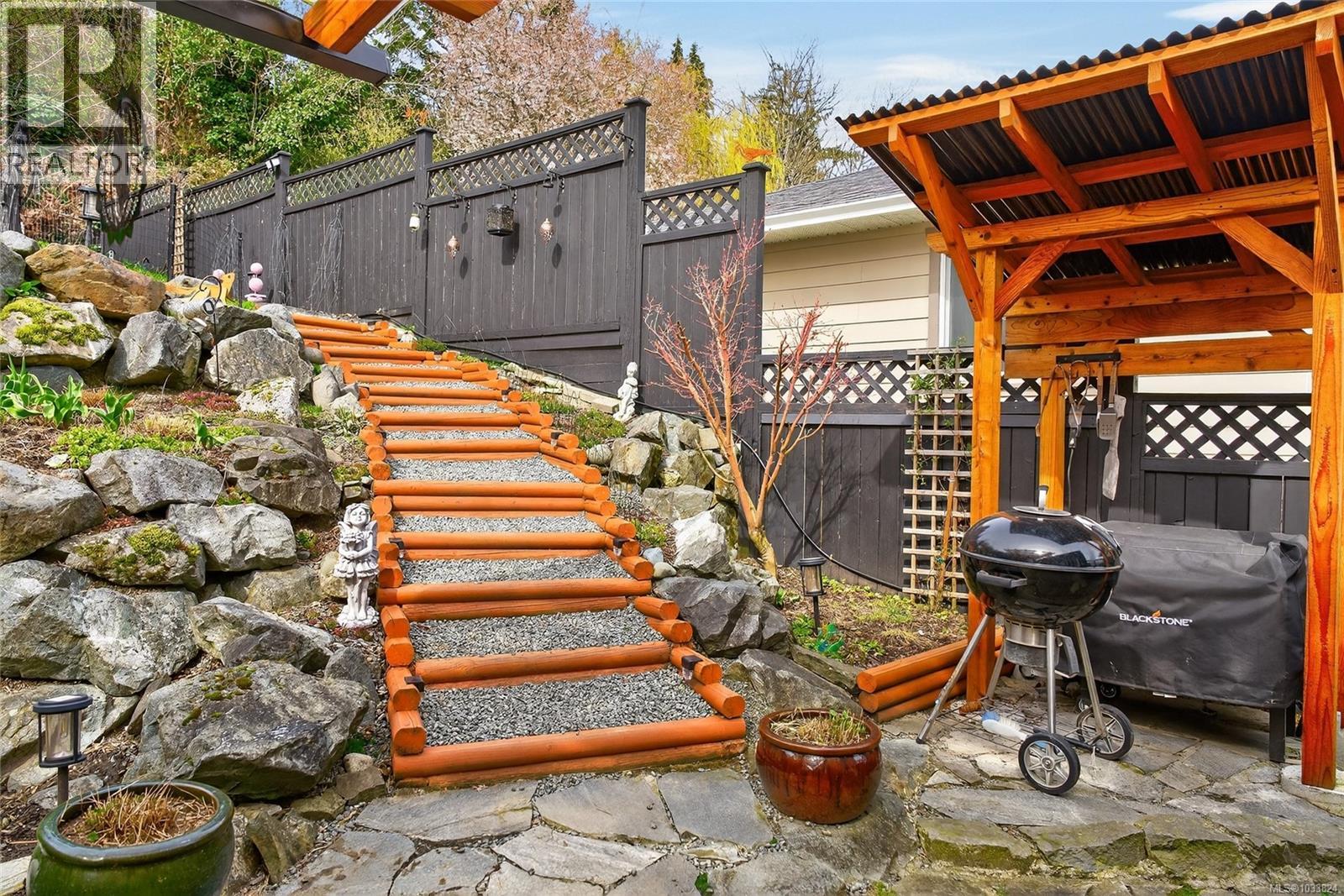 6162 Sayward Rd - 44