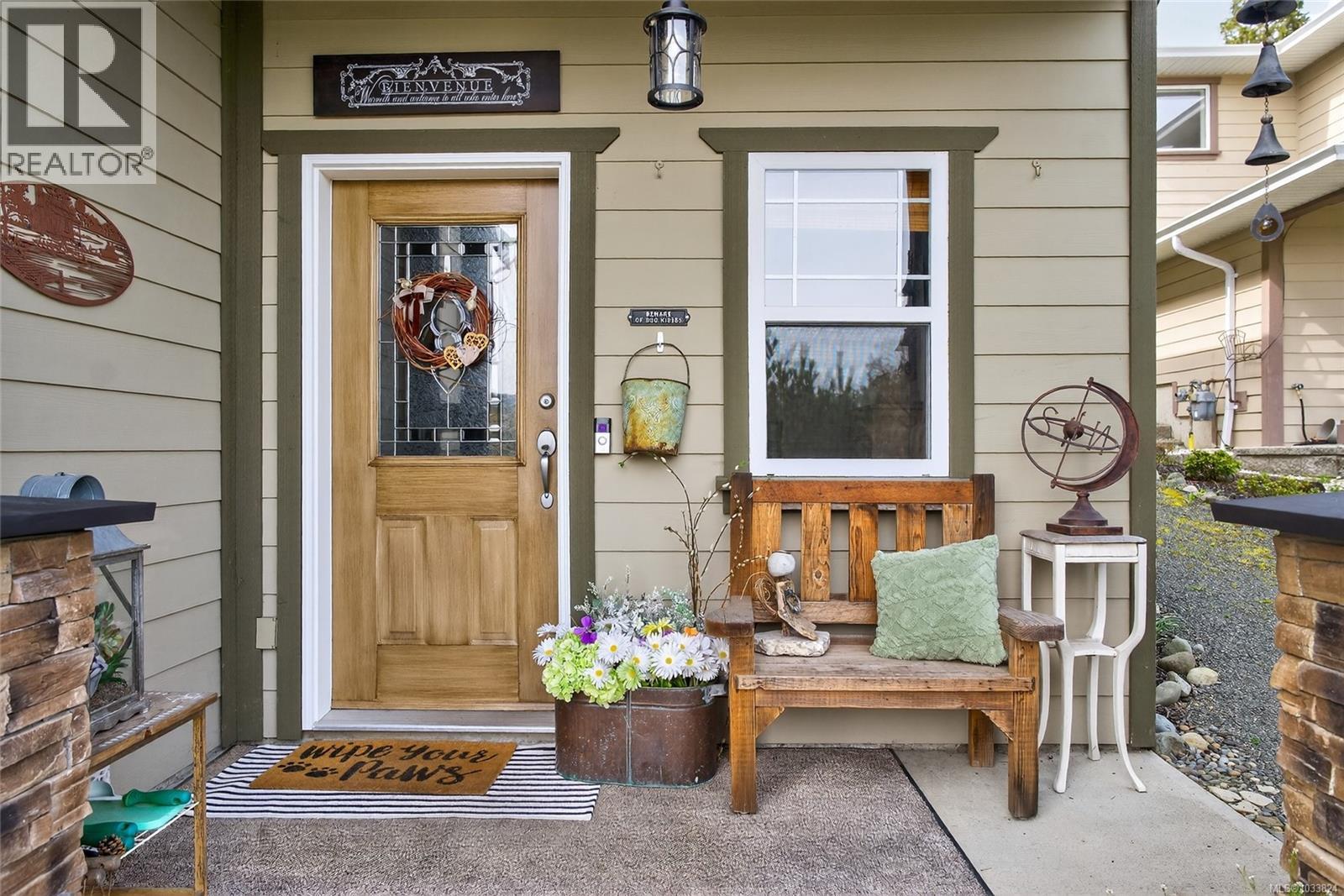 6162 Sayward Rd - 9
