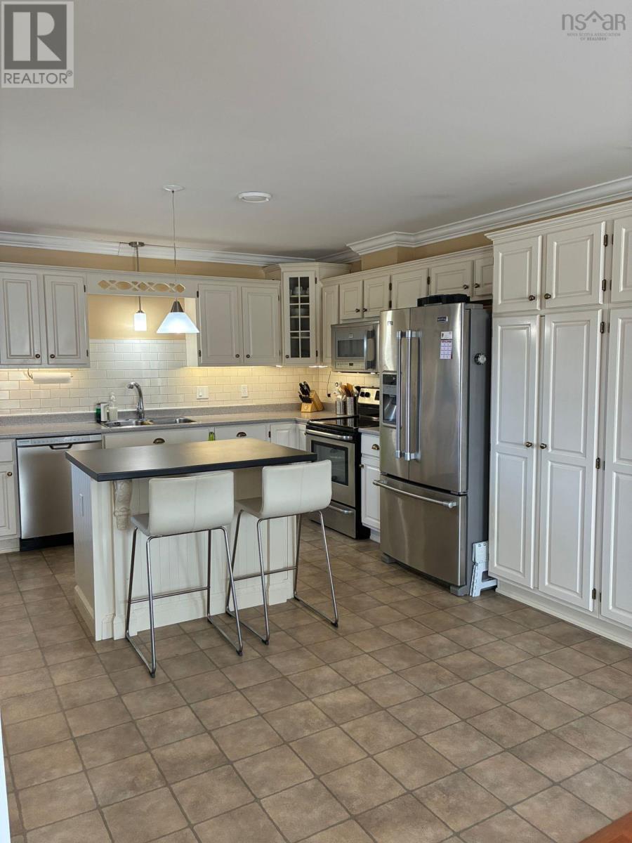 Property 10 of 22 of 2897 Highway#7