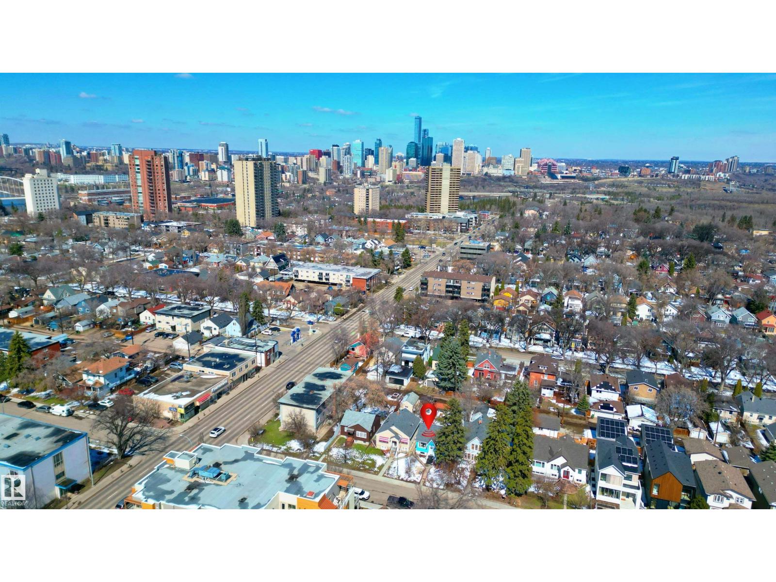 9852 86 AV NW, Edmonton