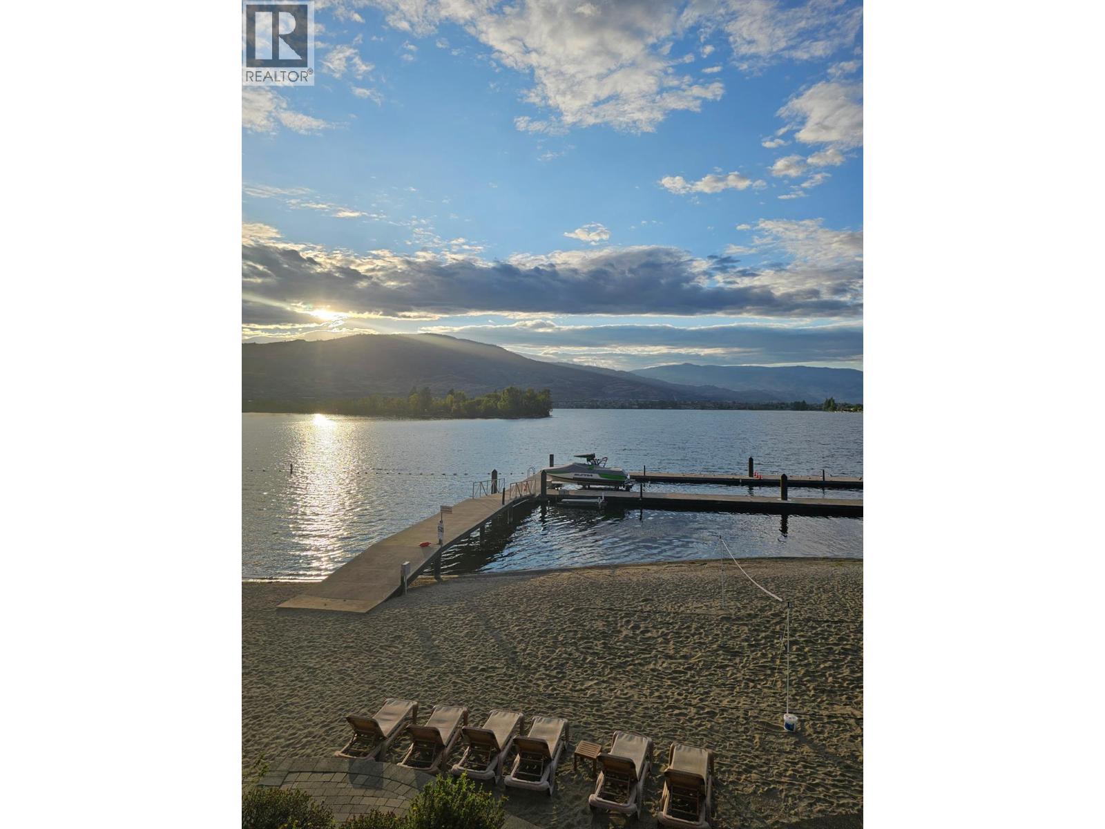 4200 LAKESHORE Drive Unit# 148, Osoyoos