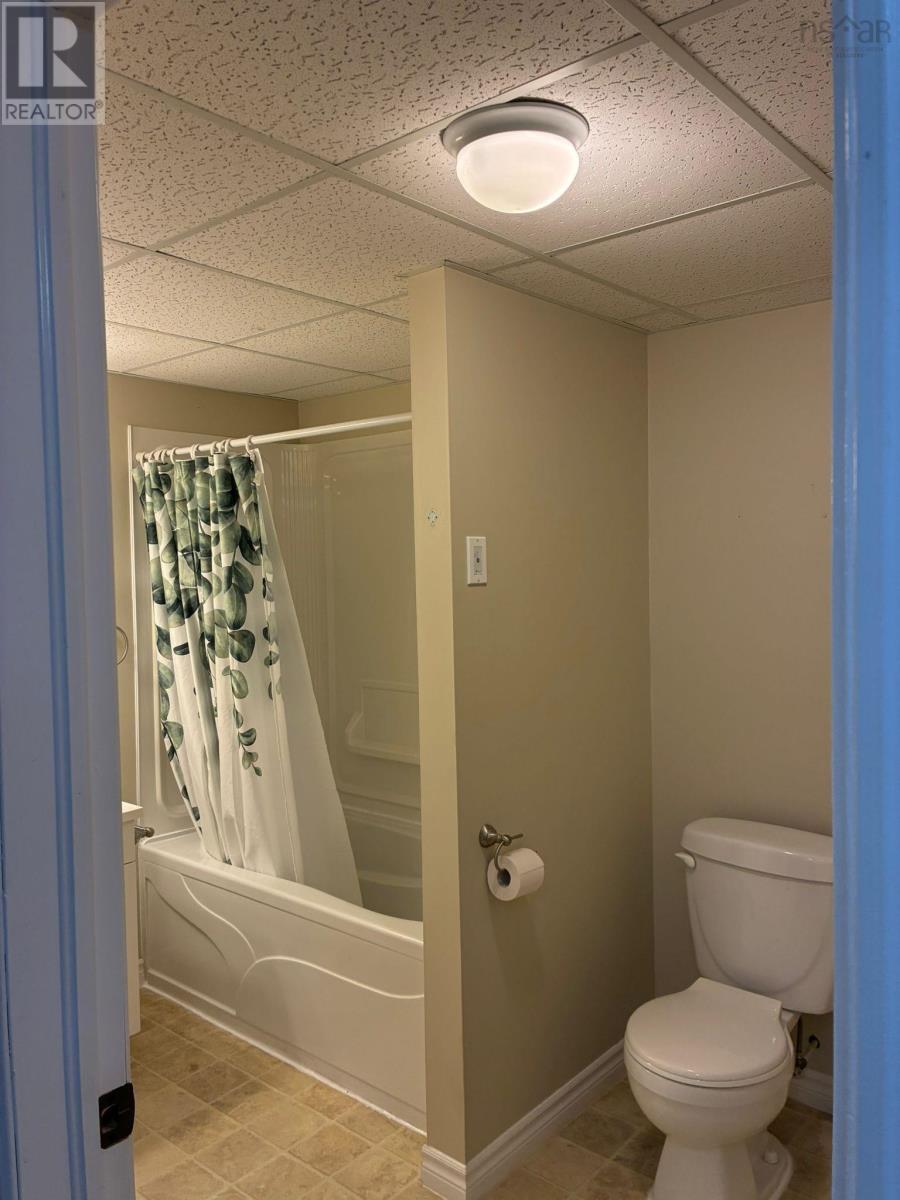 Property 22 of 22 of 2897 Highway#7