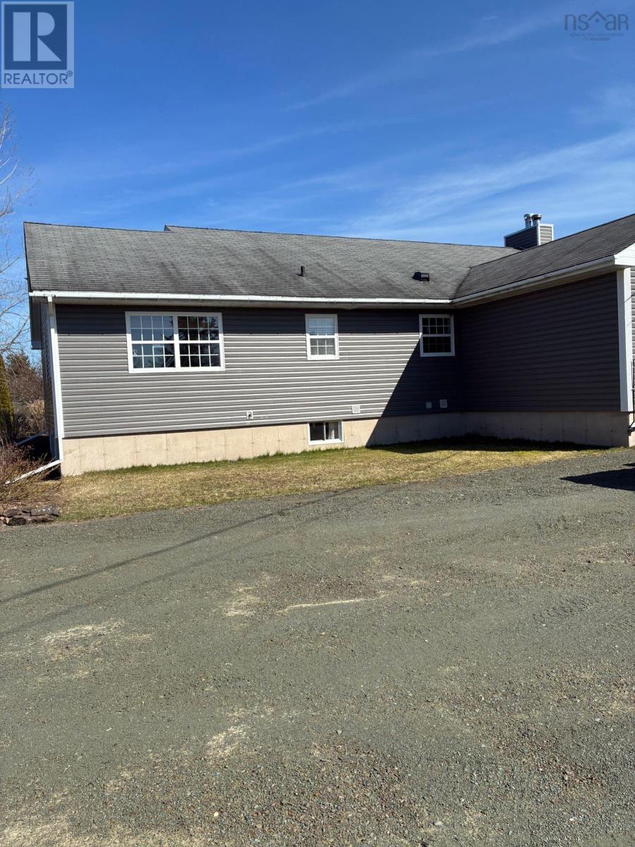 Property 6 of 22 of 2897 Highway#7