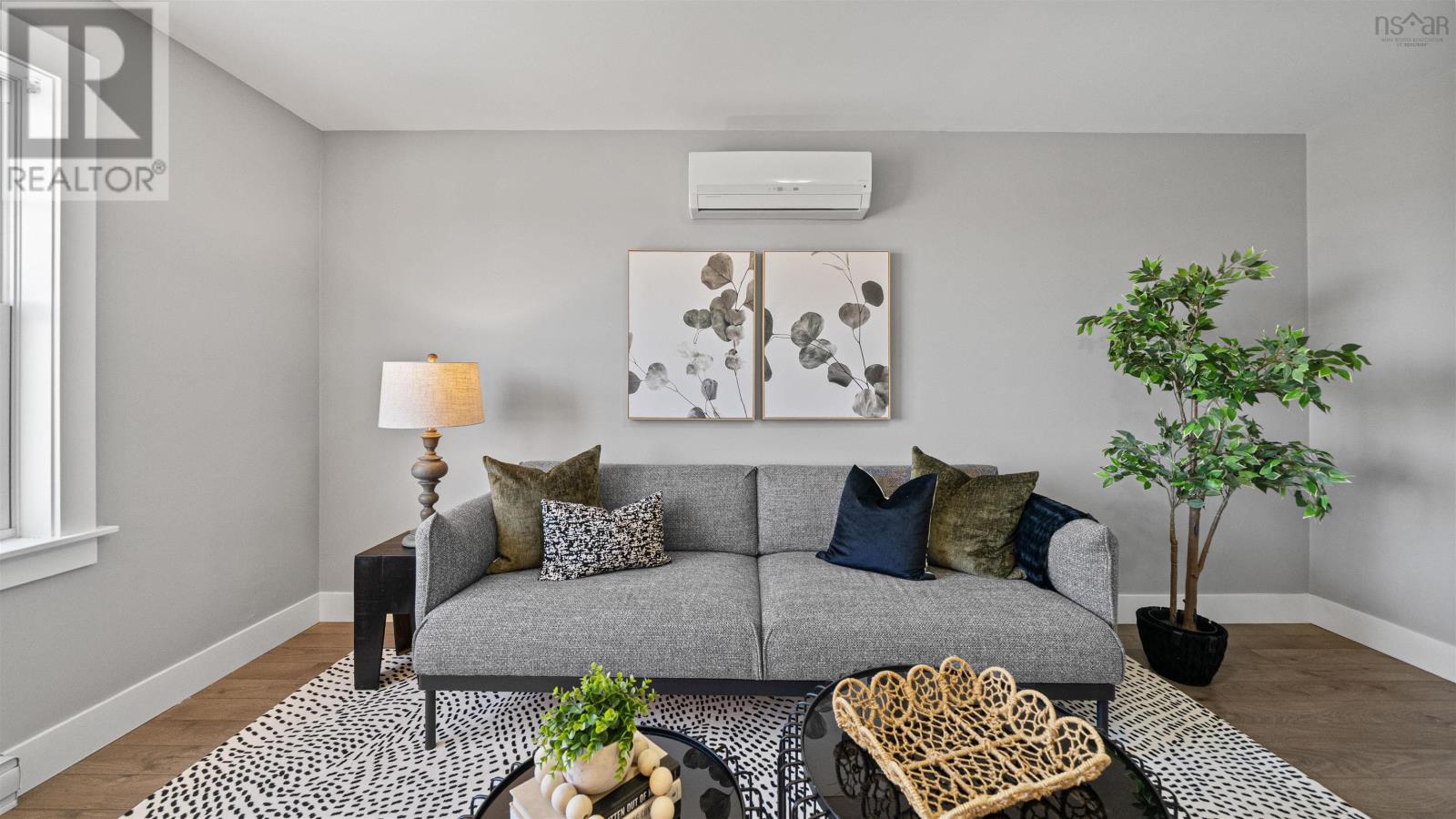 Property 3 of 35 of 63 Fescue Court