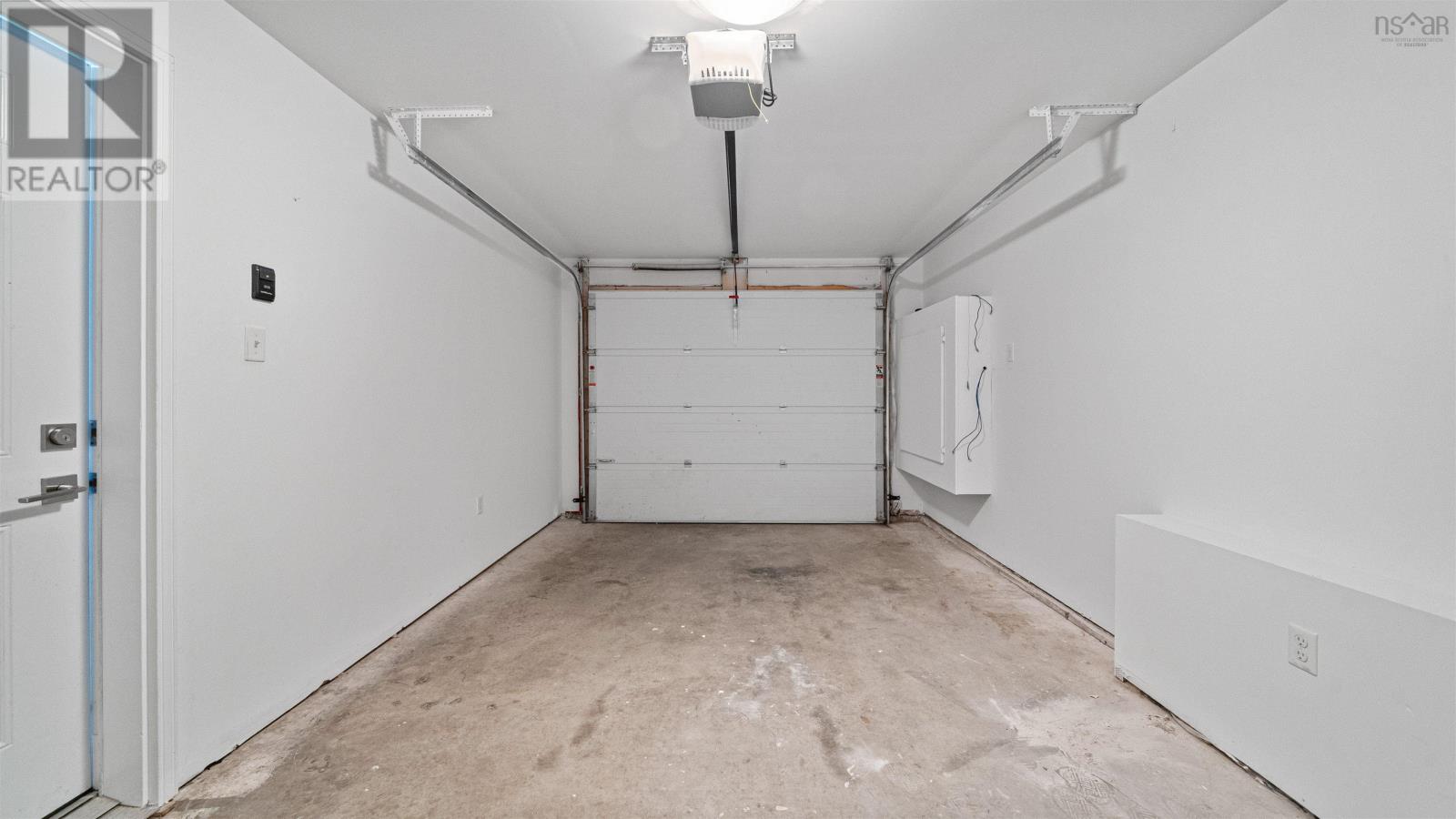 Property 30 of 35 of 63 Fescue Court