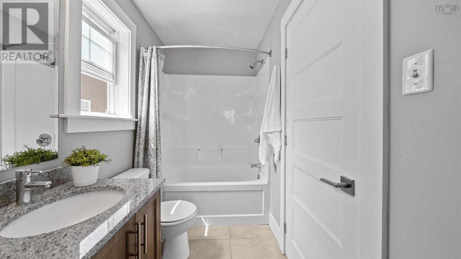 Property 20 of 35 of 63 Fescue Court