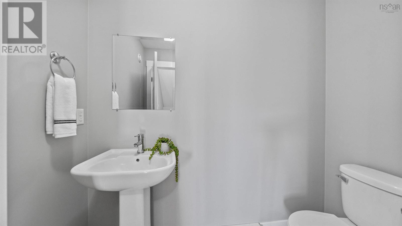 Property 29 of 35 of 63 Fescue Court