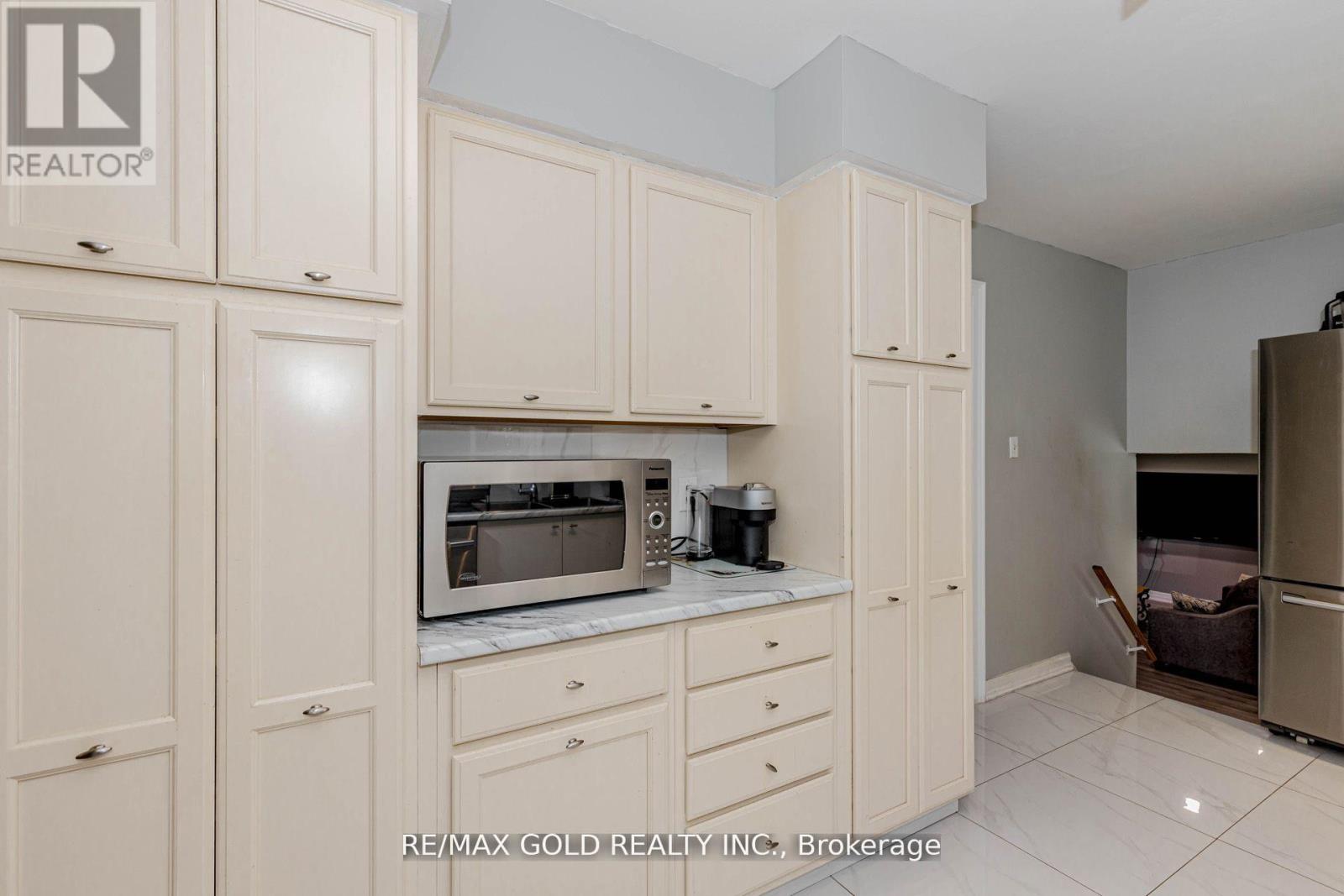 9109 WELLINGTON RD 50 - 28