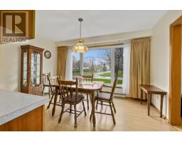 Bedroom 2 - 12 Maplewood Boulevard, Cobourg, ON K9A4J3 Photo 12