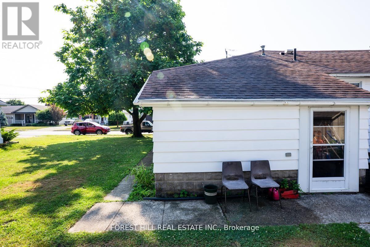 610 TAMARAC STREET - 12