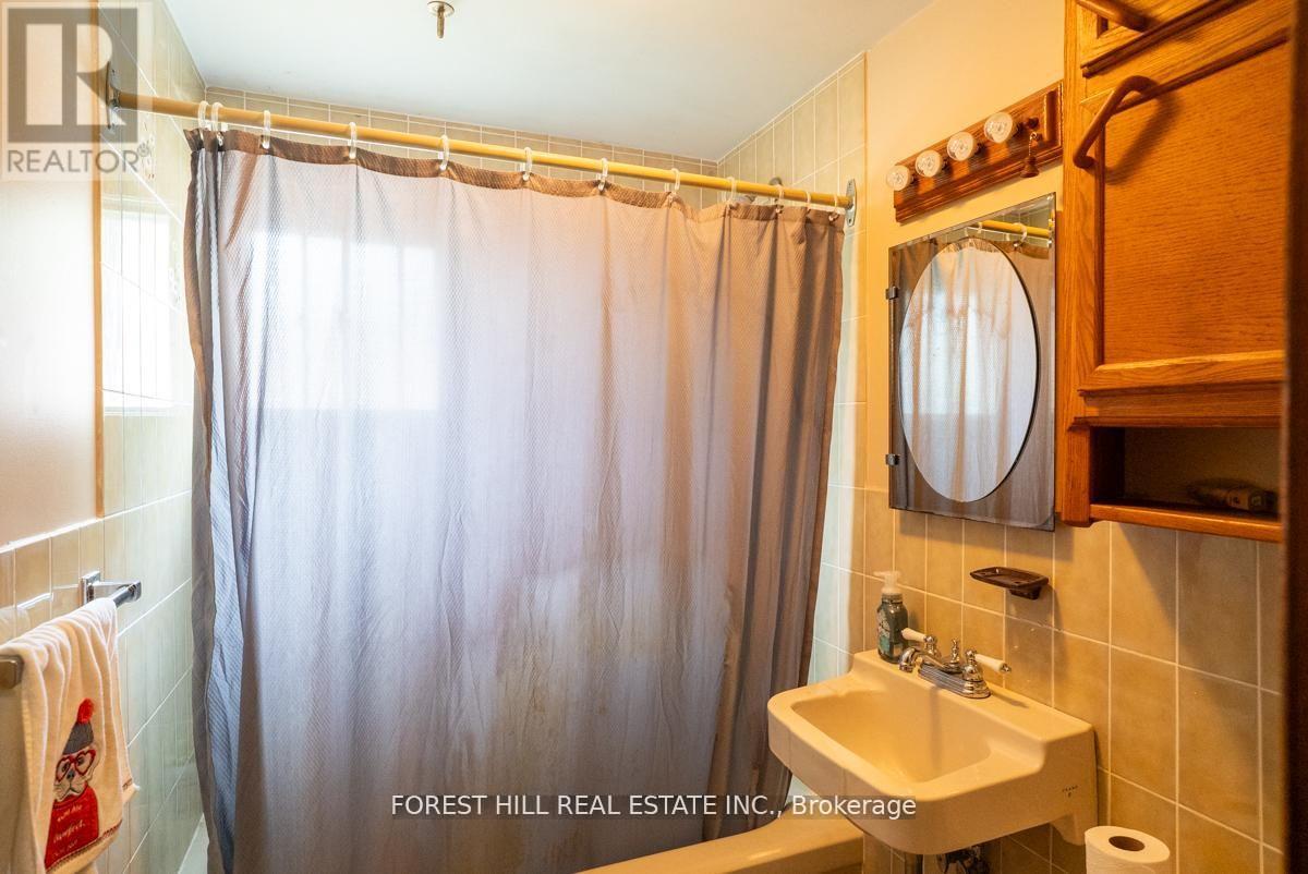 610 TAMARAC STREET - 23
