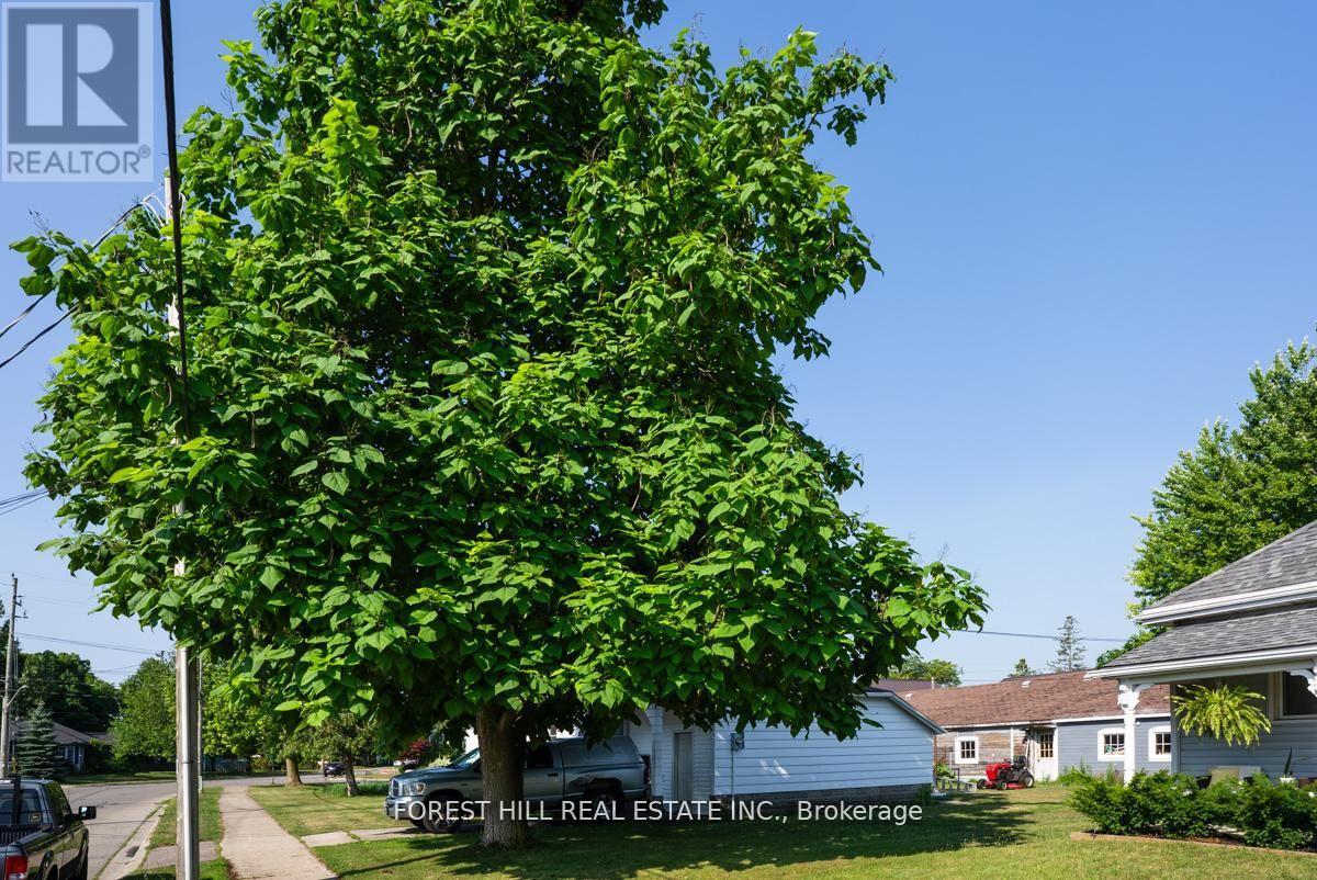 610 TAMARAC STREET - 9