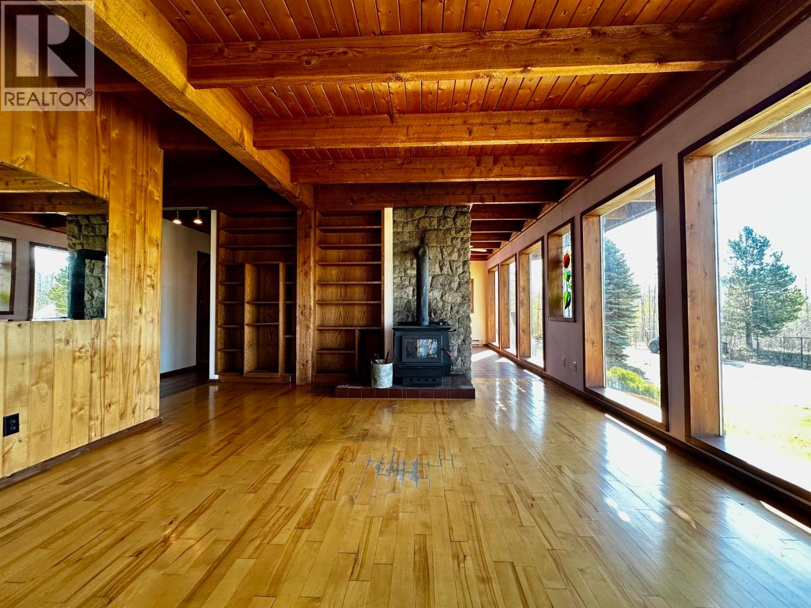 3541 HASTINGS Street, Hazelton