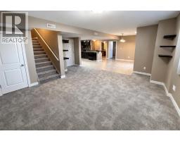 2, 189 Silkstone Road W - photo 2