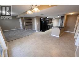 2, 189 Silkstone Road W - photo 6