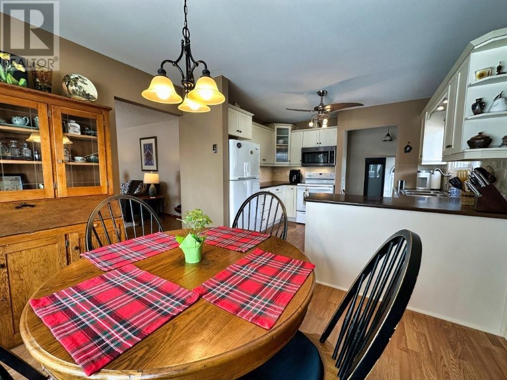 151 Essex Court, Thunder Bay, Ontario, P7A7N4 — Photo 18