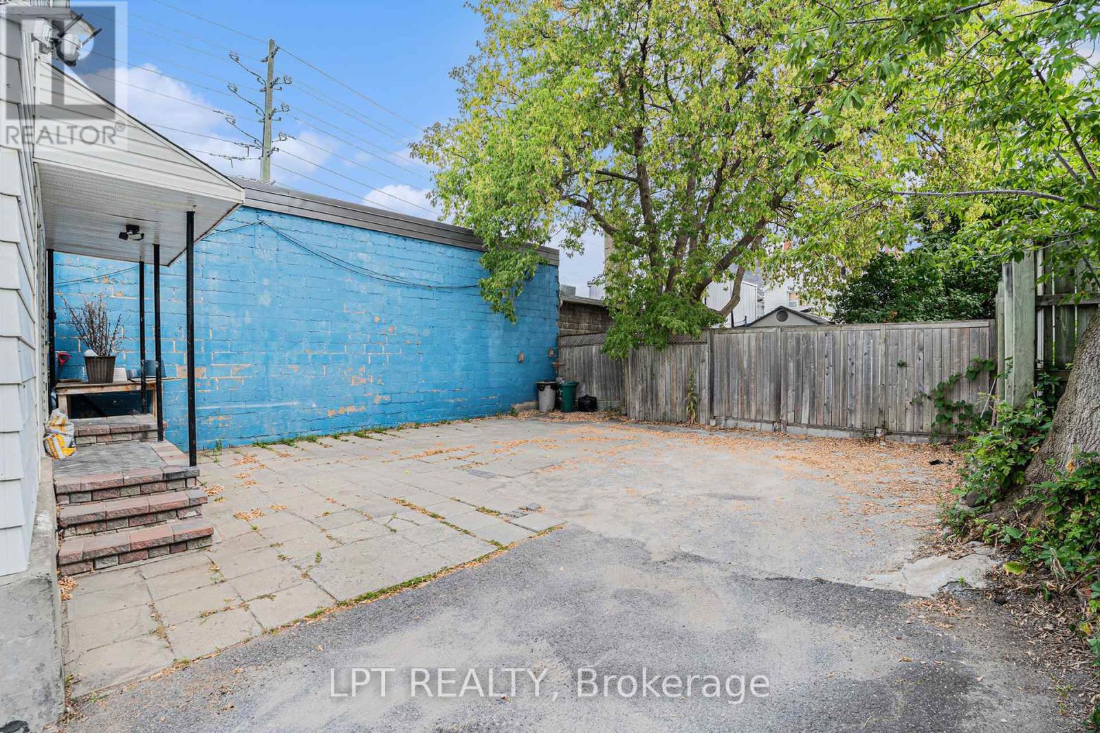 257 PARKDALE AVENUE - 20