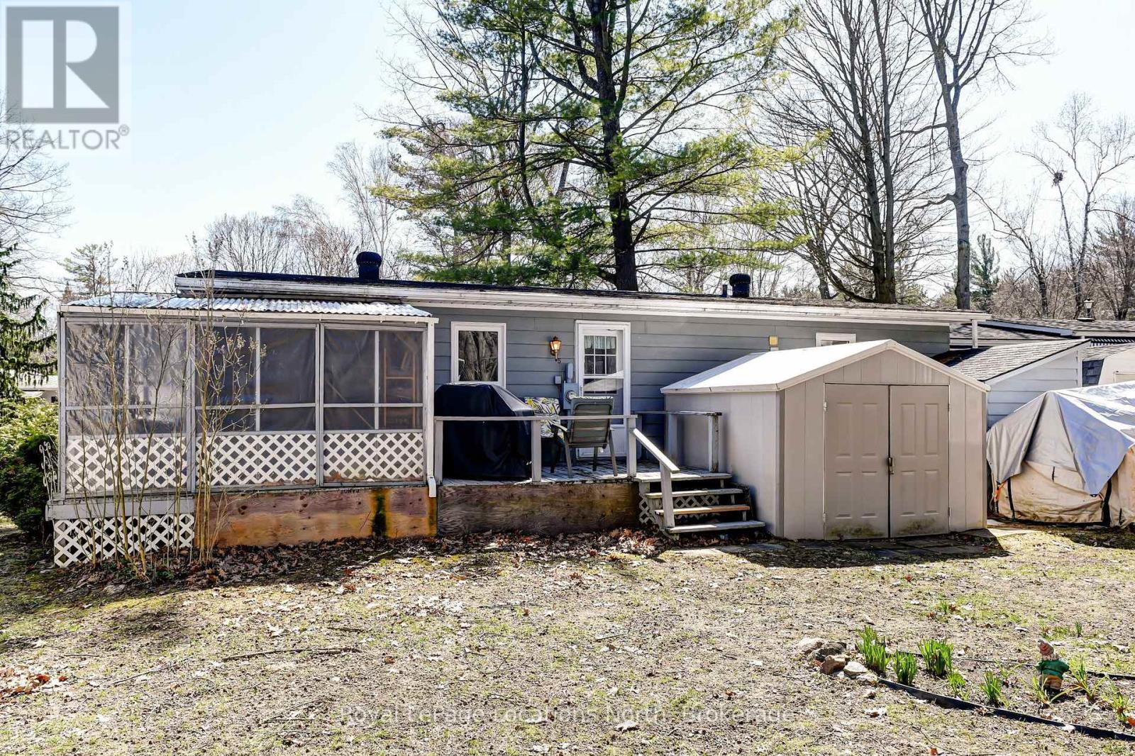 5 MURRAY DRIVE - 24
