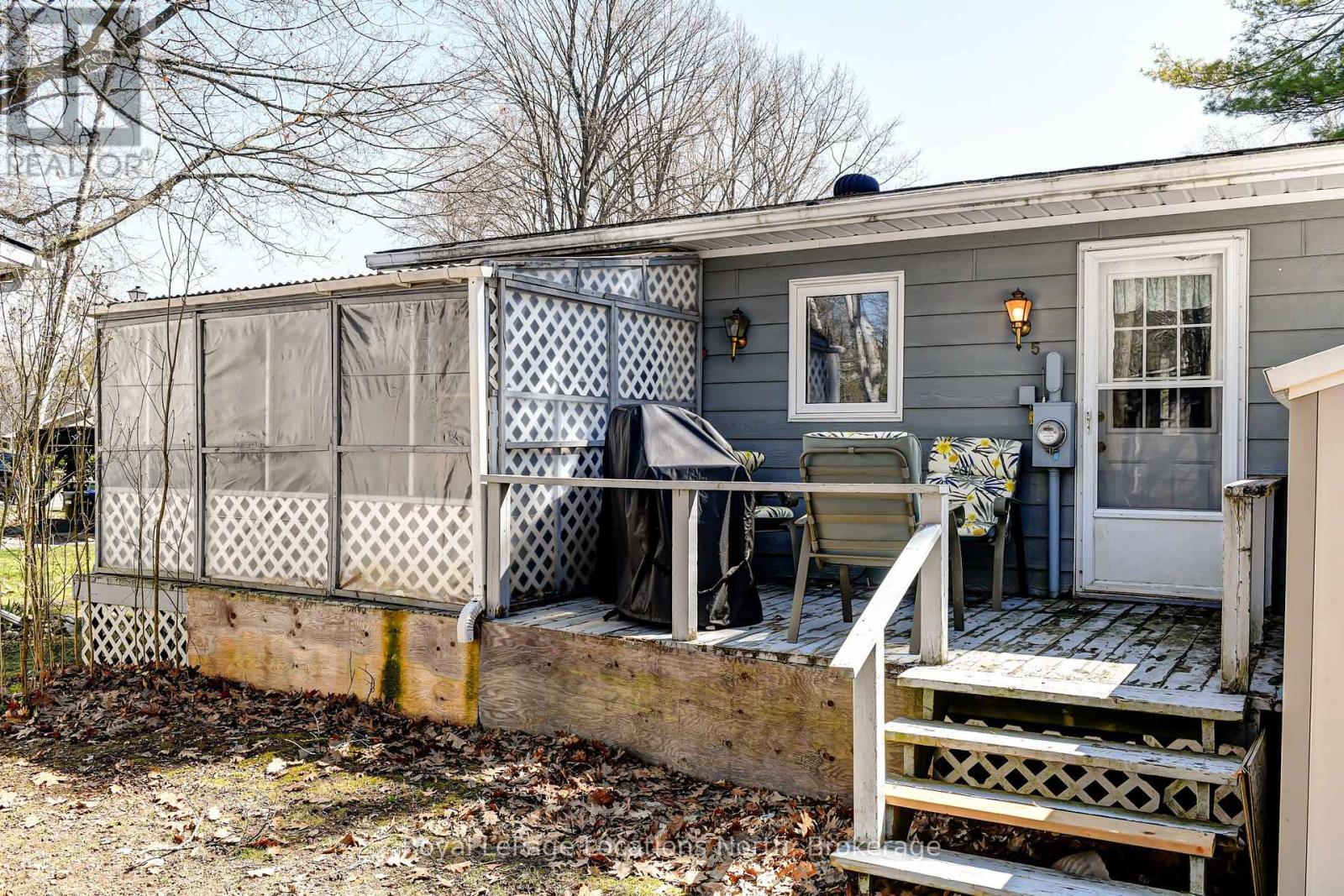 5 MURRAY DRIVE - 25