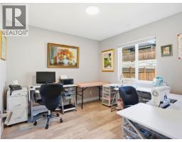 1024 Celia Crescent, Gibsons, BC V0N1V7 Photo 14