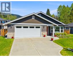 1024 Celia Crescent, Gibsons, BC V0N1V7 Photo 28