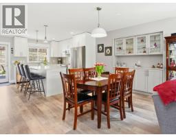 1024 Celia Crescent, Gibsons, BC V0N1V7 Photo 6