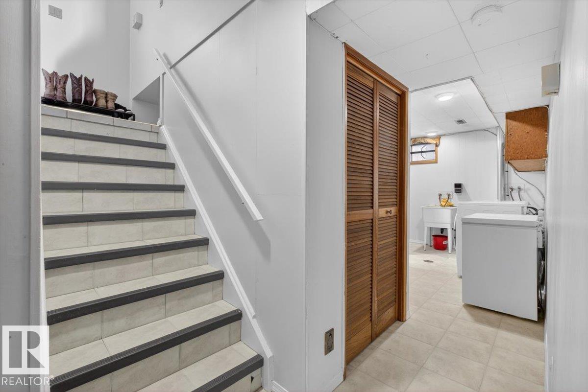 13508 81 ST NW, Edmonton