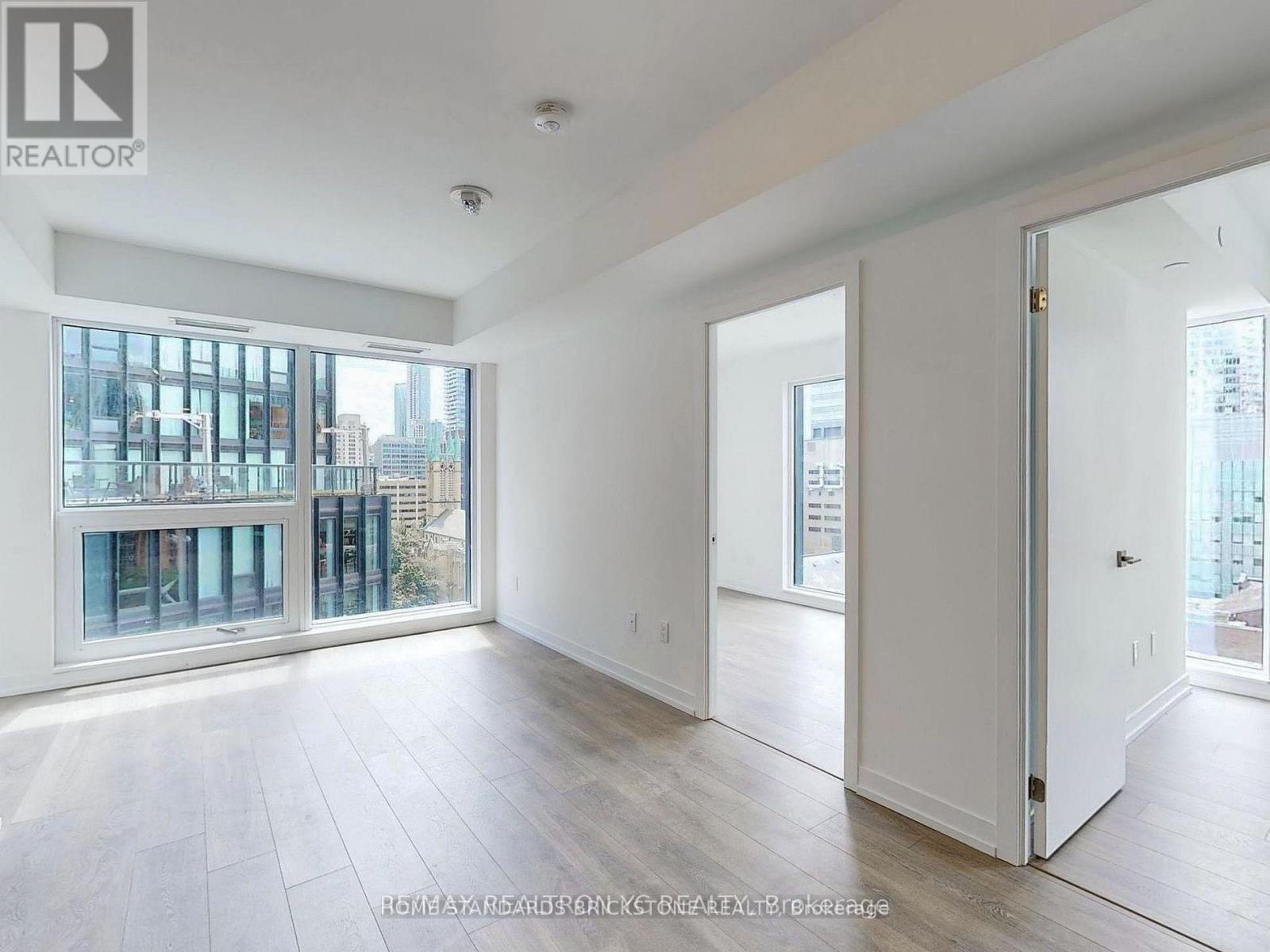 Listing photo of 1106 - 82 DALHOUSIE STREET
