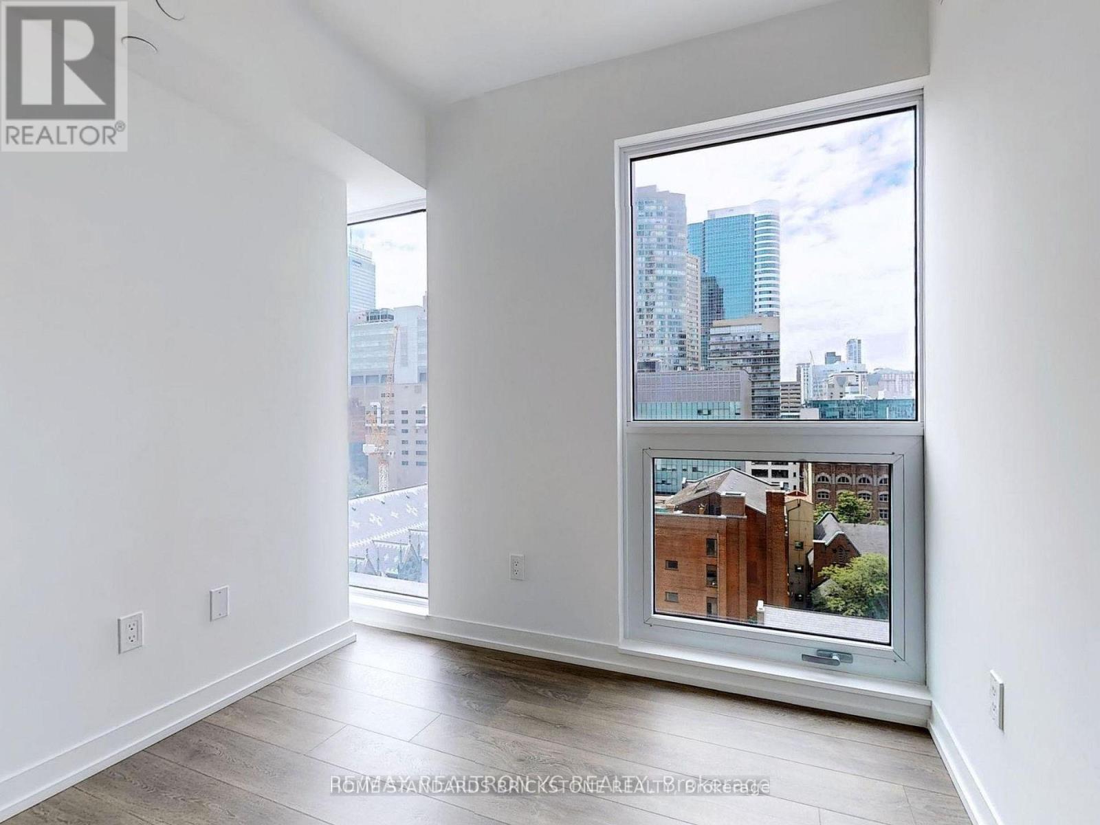 #1106 82 DALHOUSIE STREET - 15