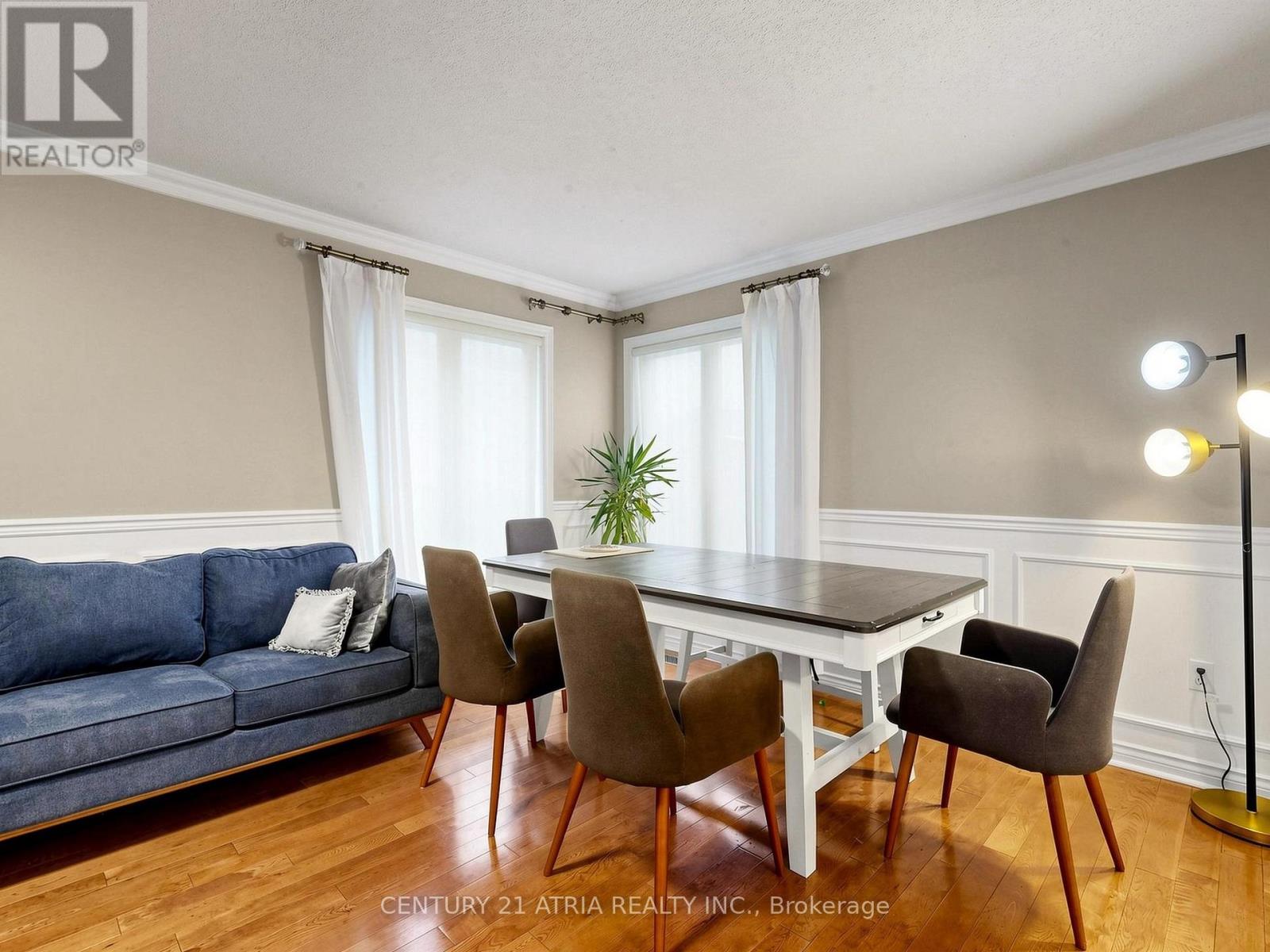14 ROBERT ATTERSLEY DRIVE W - 5