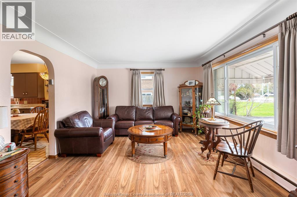 193 Talbot STREET North, Essex, Ontario, N8M2C9 — Photo 12