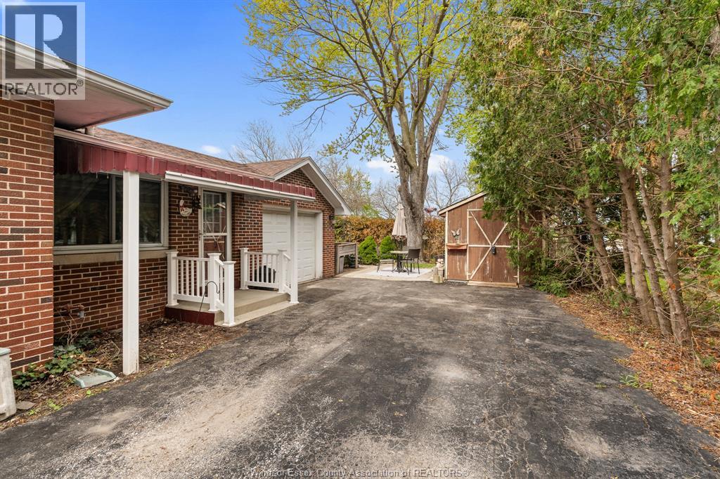 193 Talbot STREET North, Essex, Ontario, N8M2C9 — Photo 6