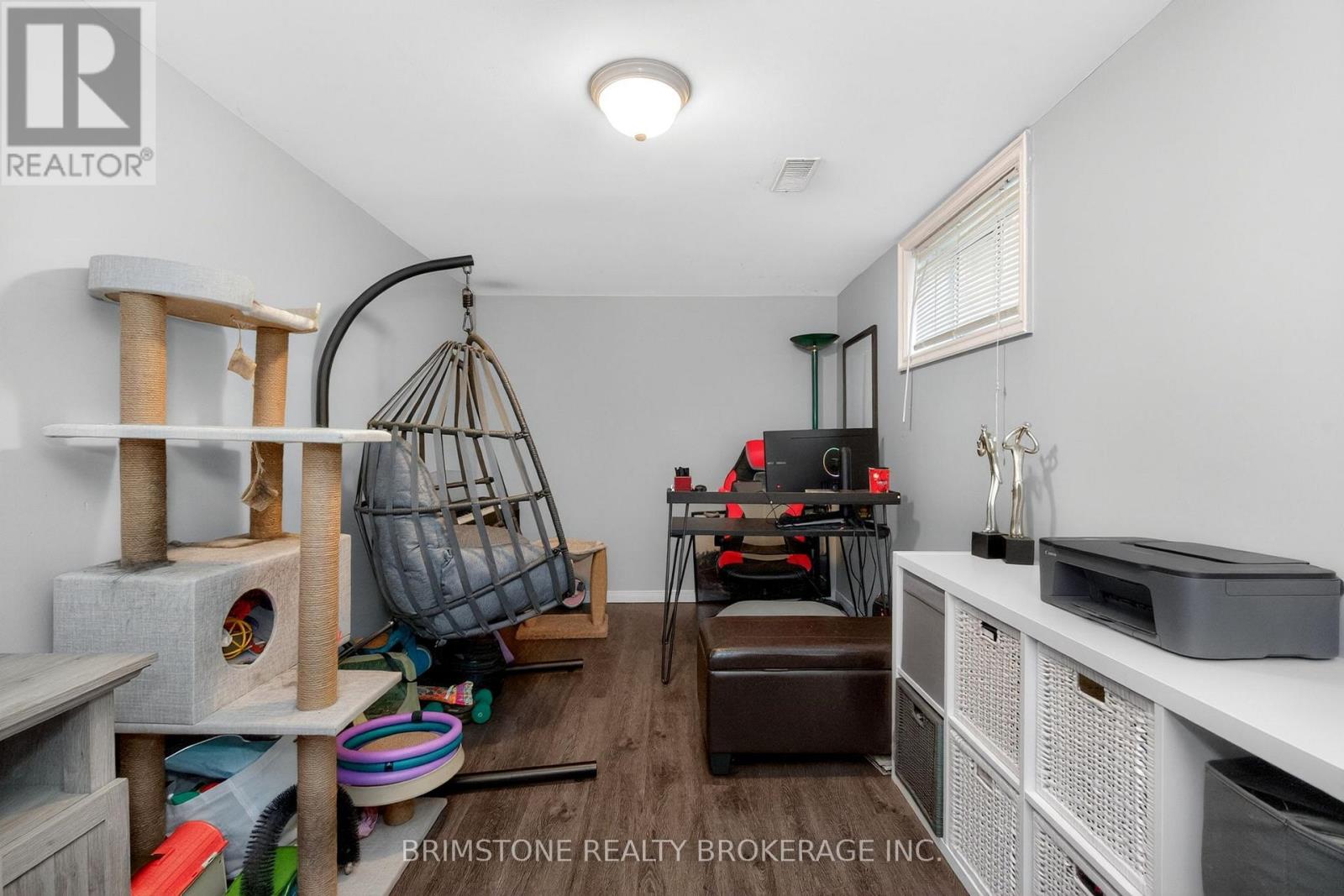 104 HICKLING TRAIL - 30