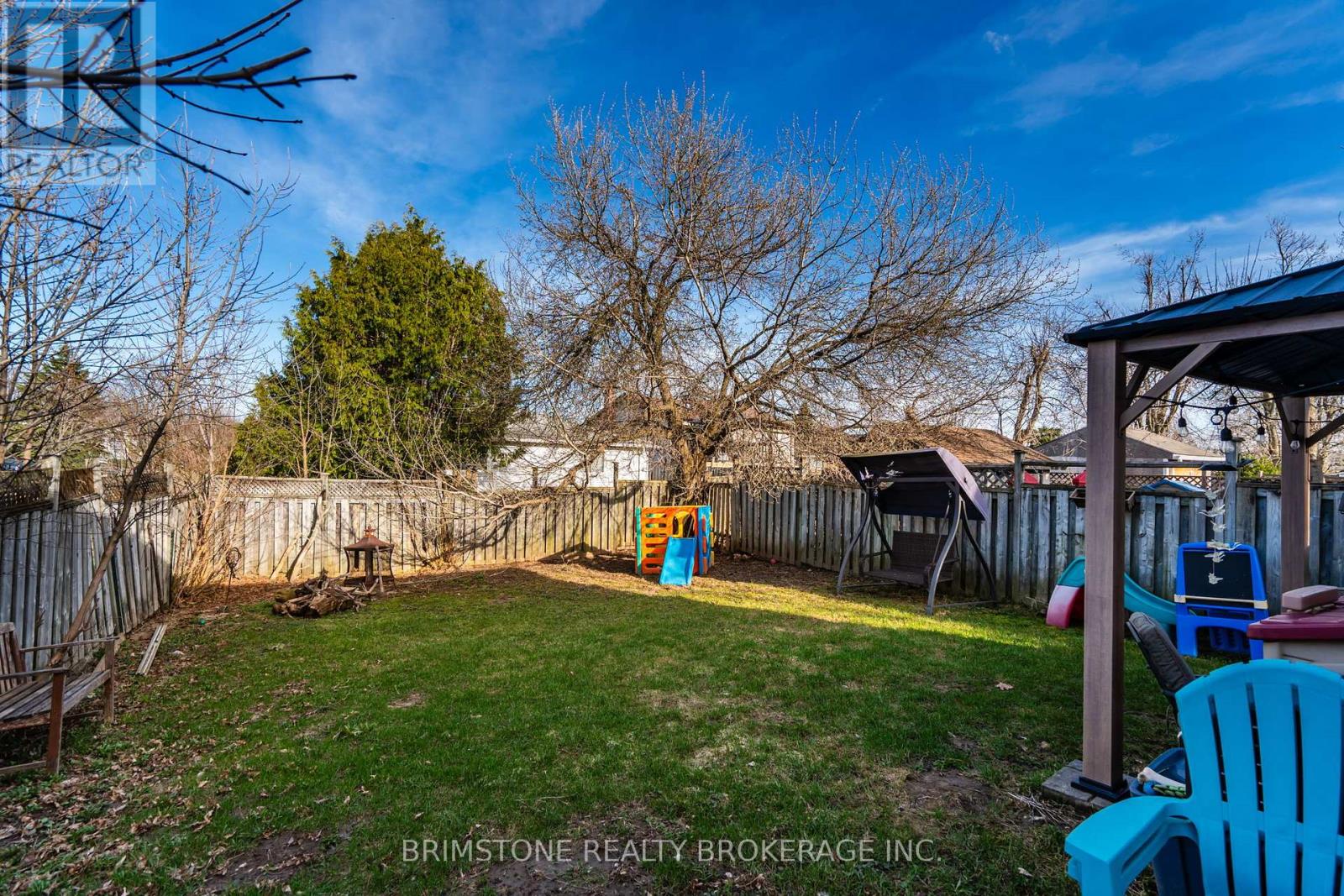 104 HICKLING TRAIL - 31