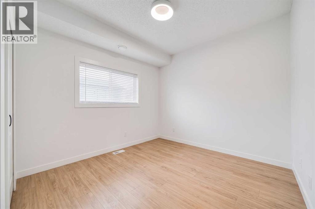 92 2A Street — photo 33
